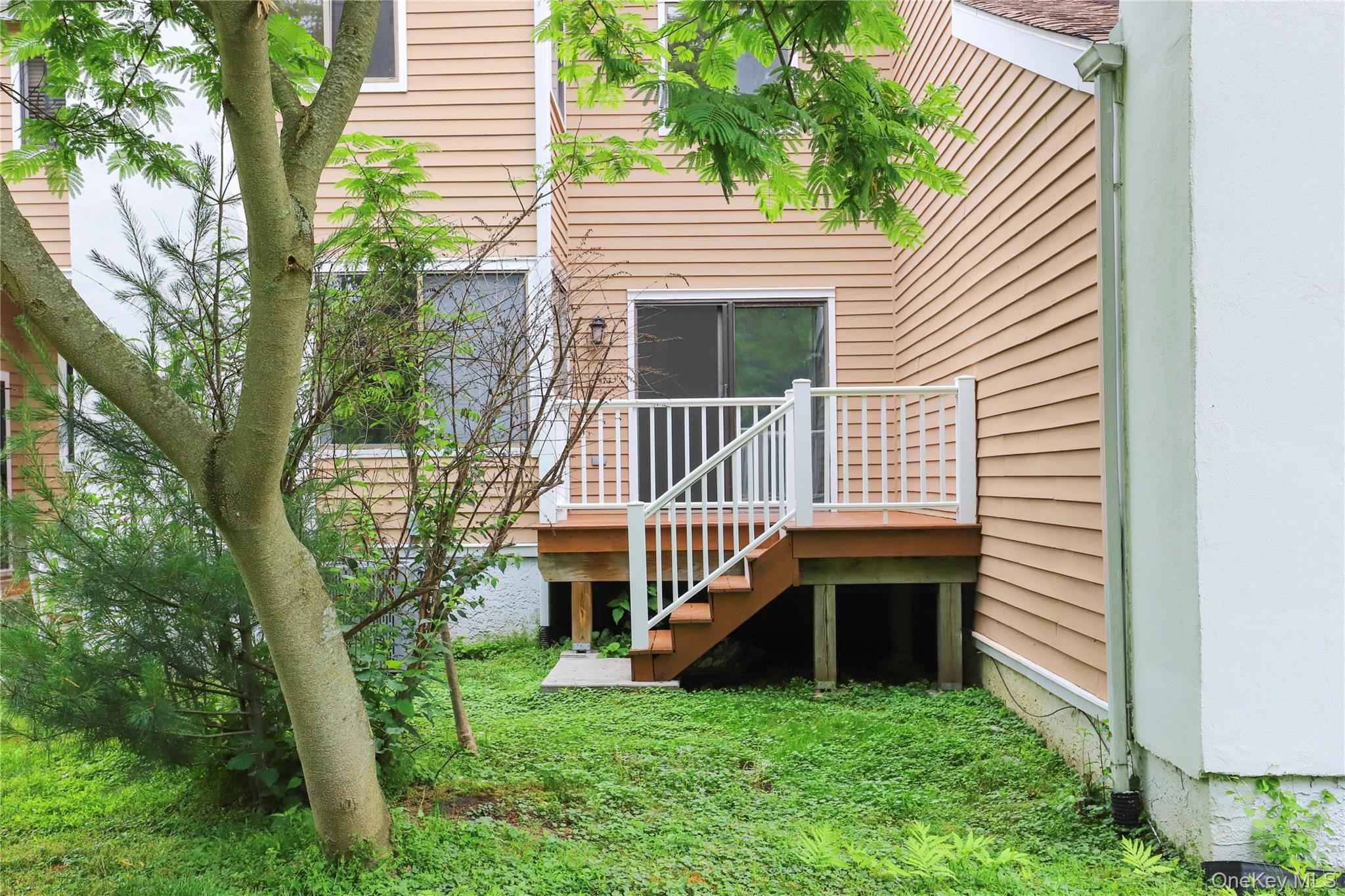 41 Rambling Brook Road Chappaqua, NY 10514 - Photo 26 of 29 View of rear view of house