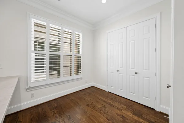 $5,950 | 1918 Greenwich Terrace Drive, Houston, TX 77019