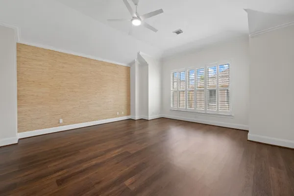 $5,950 | 1918 Greenwich Terrace Drive, Houston, TX 77019
