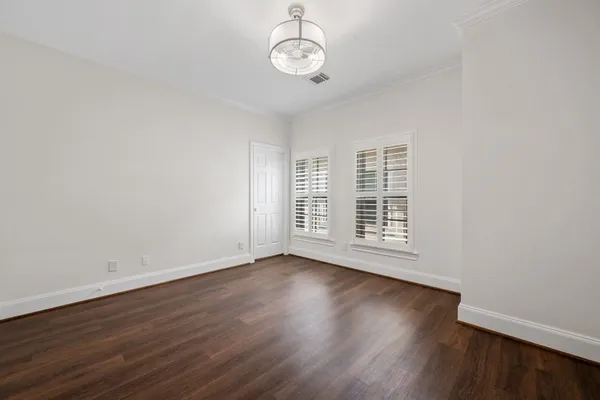 $5,950 | 1918 Greenwich Terrace Drive, Houston, TX 77019