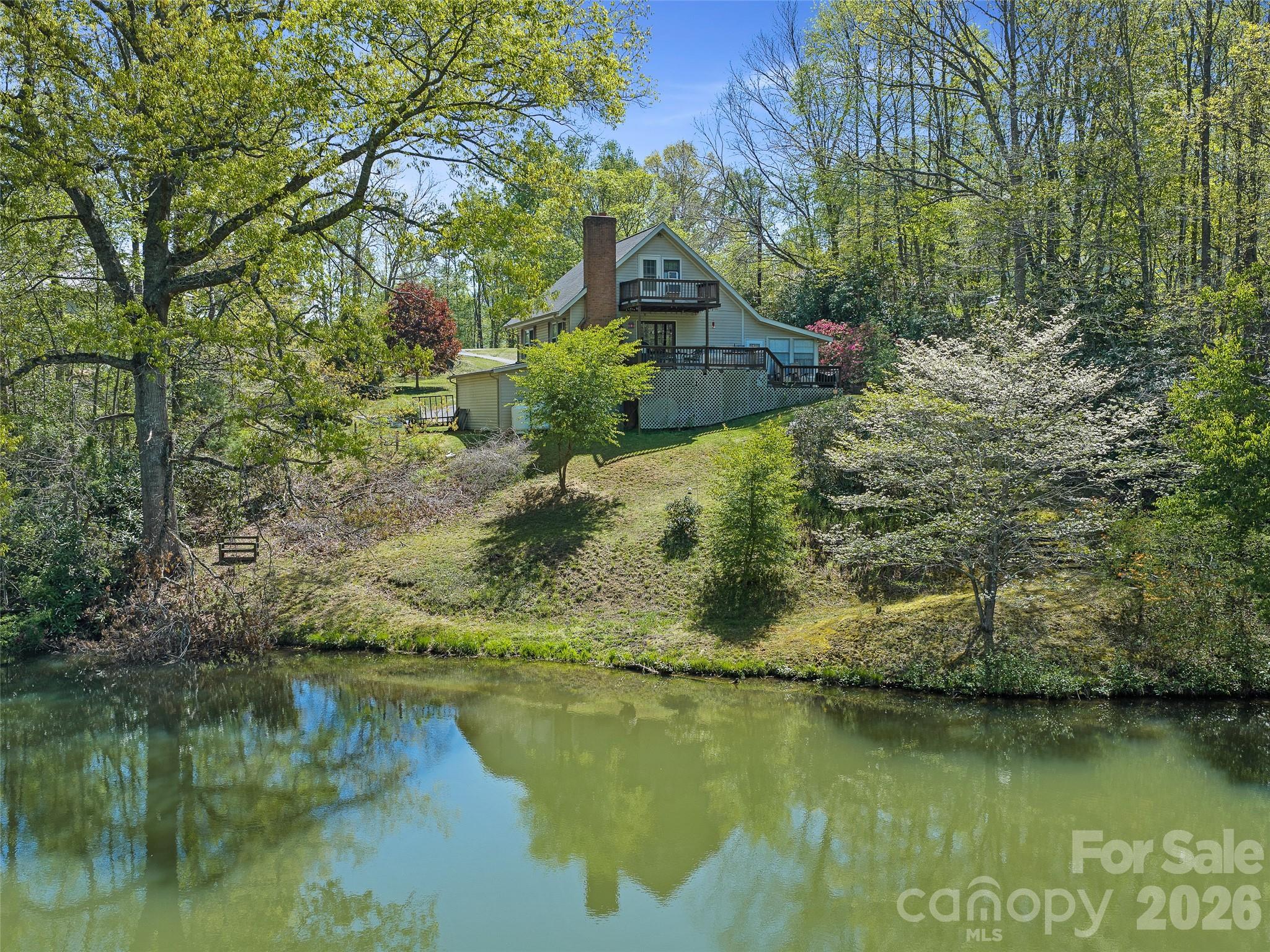 376 Hoot Owl Road Spruce Pine, NC 28777 - Photo 2 of 30