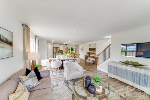 $365,000 | 711 Mile Crk Road, Edgemoor, SC 29712