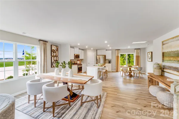 $365,000 | 711 Mile Crk Road, Edgemoor, SC 29712