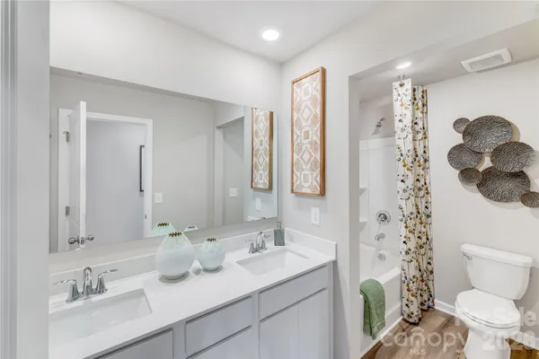 $365,000 | 711 Mile Crk Road, Edgemoor, SC 29712