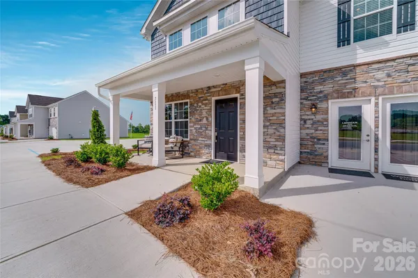 $365,000 | 711 Mile Crk Road, Edgemoor, SC 29712