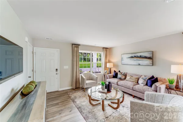 $365,000 | 711 Mile Crk Road, Edgemoor, SC 29712