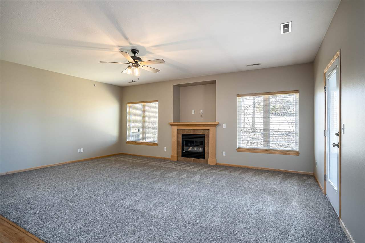 1092 Walnut Avenue, Unit 120 Riverside, IA 52327 - Photo 7 of 19 Gallery Image 7