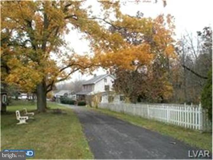 9932 Stagecoach Road Kempton, PA 19529 - Photo 3 of 14 Gallery Image 3