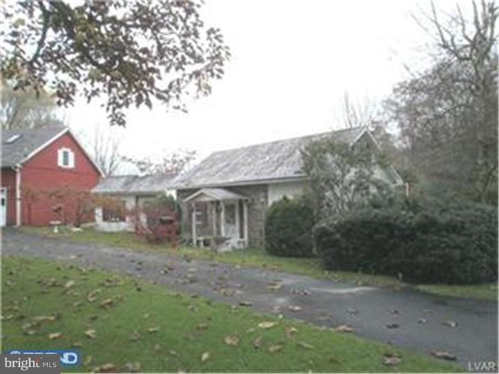 9932 Stagecoach Road Kempton, PA 19529 - Photo 5 of 14 Gallery Image 5