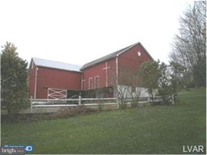 9932 Stagecoach Road Kempton, PA 19529 - Photo 8 of 14 Gallery Image 8