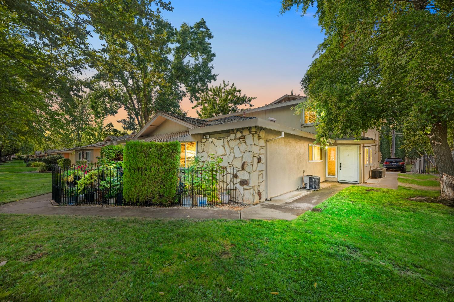 10835 Coloma Road, Unit 3 Rancho Cordova, CA 95670 - Photo 2 of 31 a front view of a house with garden