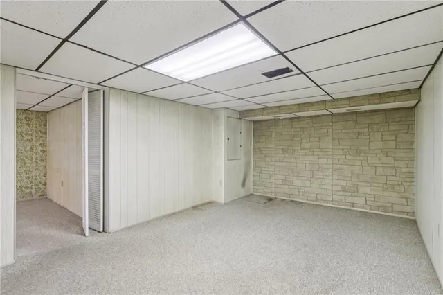 a view of empty room