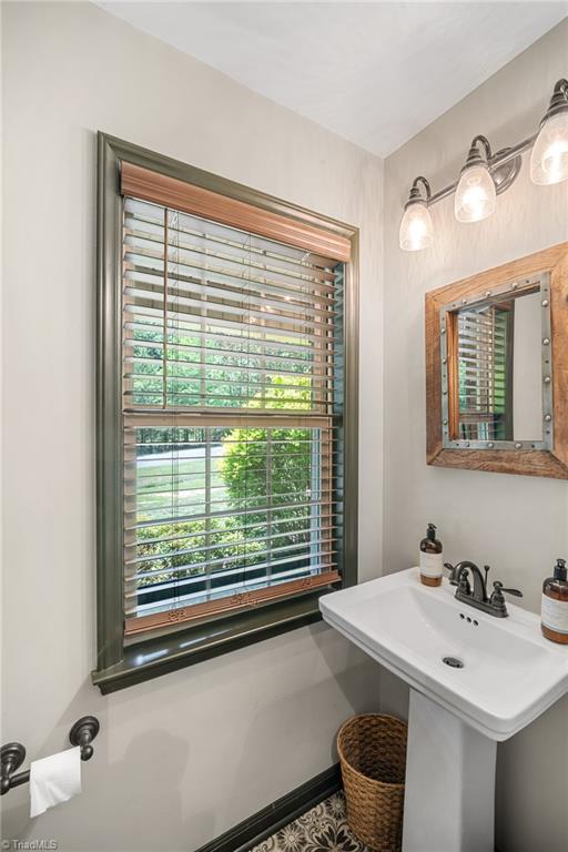 319 Ebert Farm Road Lexington, NC 27295 - Photo 19 of 38