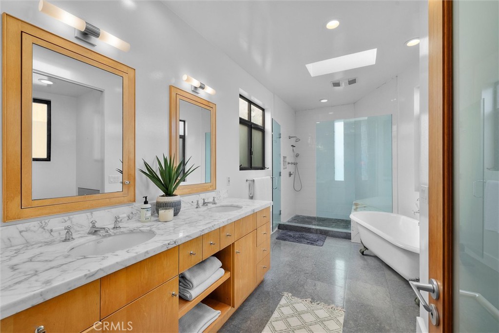 1635 19th Street Manhattan Beach, CA 90266 - Photo 33 of 51