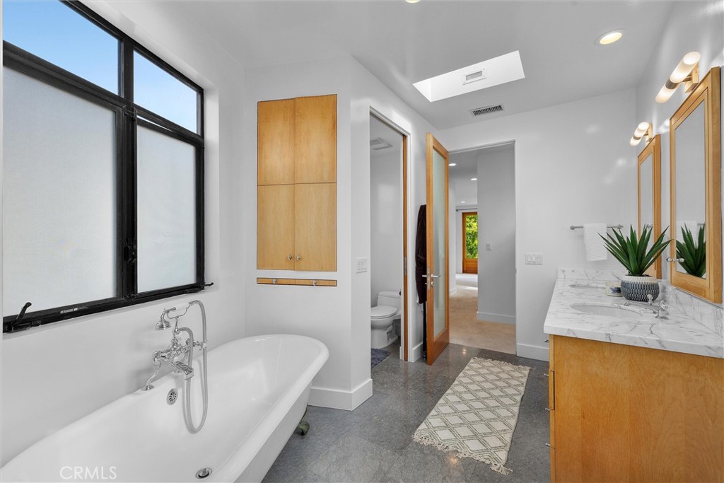 1635 19th Street Manhattan Beach, CA 90266 - Photo 35 of 51