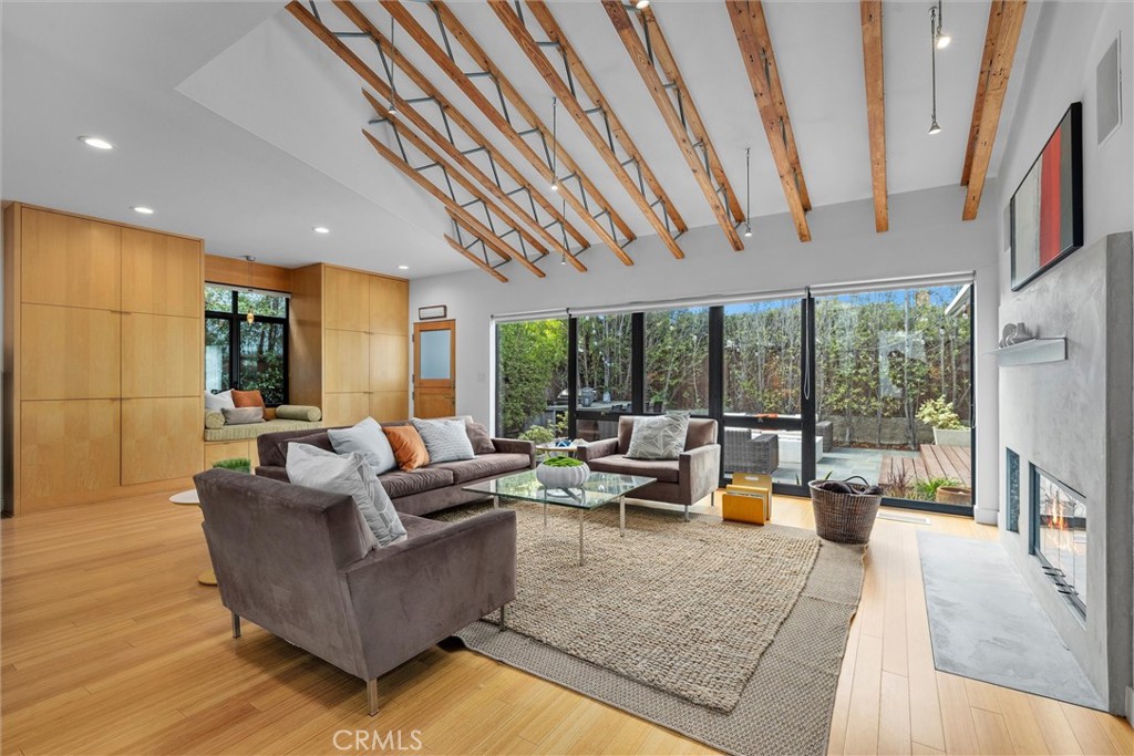 1635 19th Street Manhattan Beach, CA 90266 - Photo 5 of 51