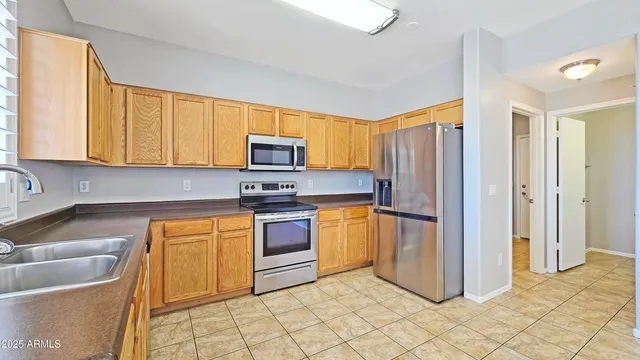 $1,995 | 16233 West Miami Street, Goodyear, AZ 85338