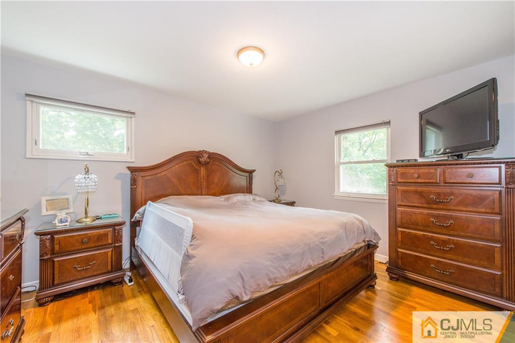 325 King Road North Brunswick, NJ 08902 - Photo 10 of 16 Gallery Image 10