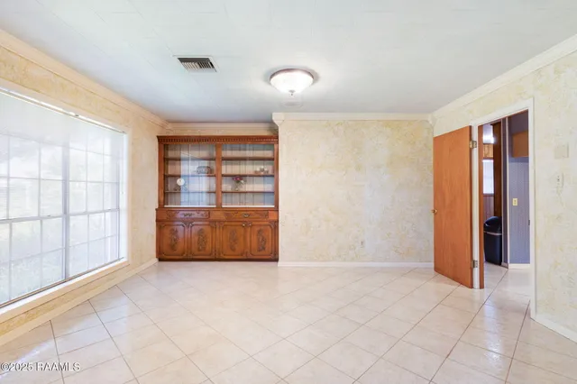 $248,000 | 114 West Tampico Street, New Iberia, LA 70563