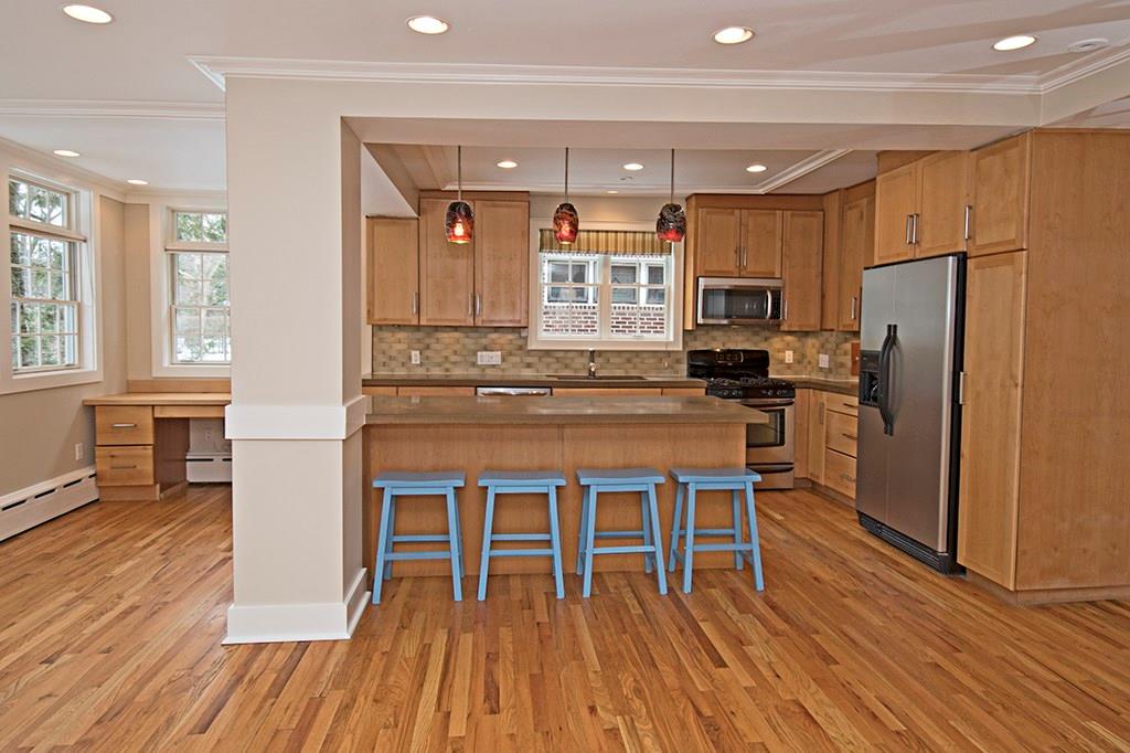 324 Le Roi Road Pittsburgh, PA 15208 - Photo 6 of 17 Gallery Image 6