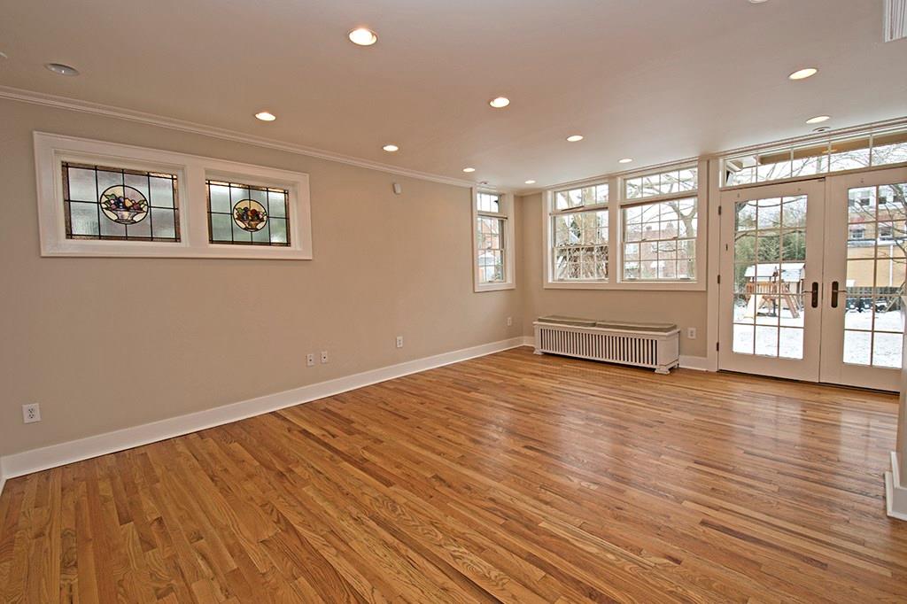 324 Le Roi Road Pittsburgh, PA 15208 - Photo 7 of 17 Gallery Image 7