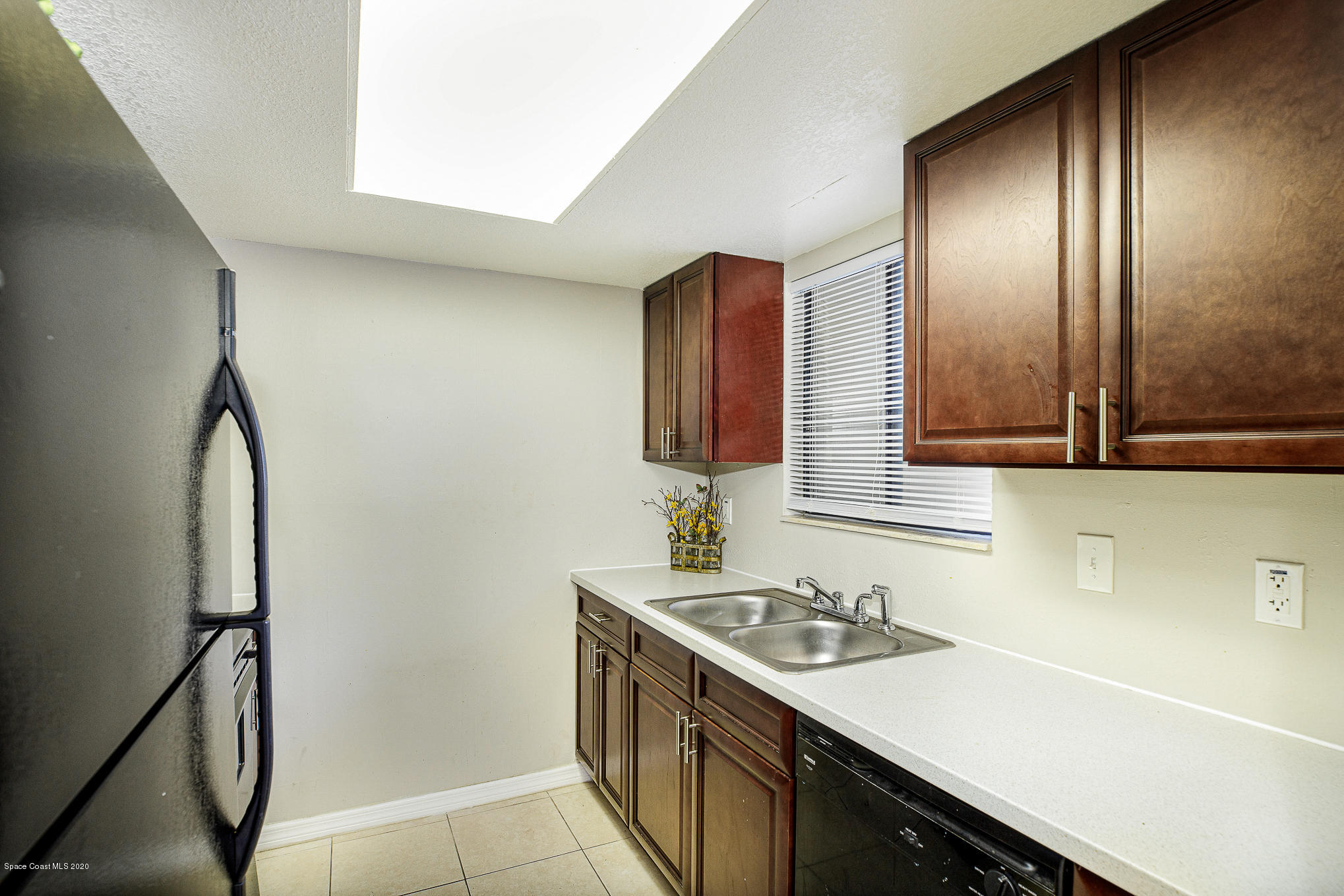 4014 Tree Ridge Lane Northeast Palm Bay, FL 32905 - Photo 6 of 22 Kitchen