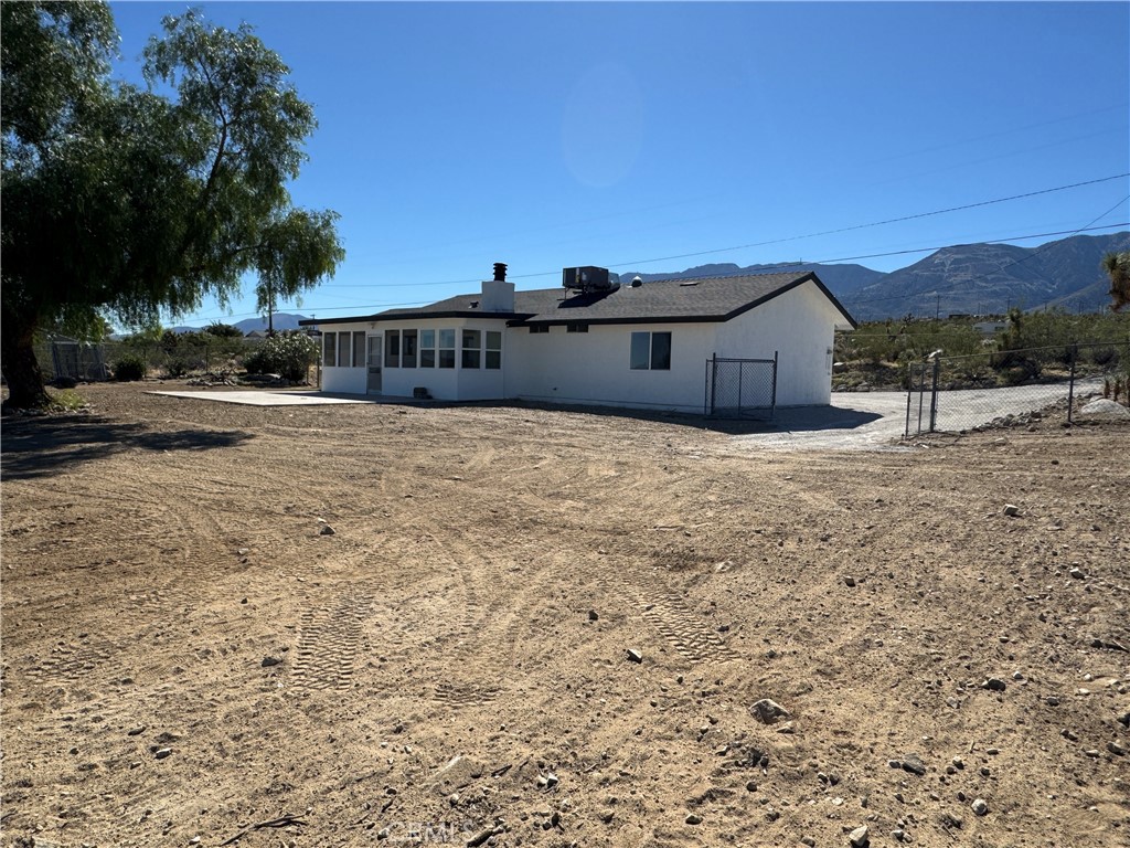 32358 Emerald Road Lucerne Valley, CA 92356 - Photo 2 of 25