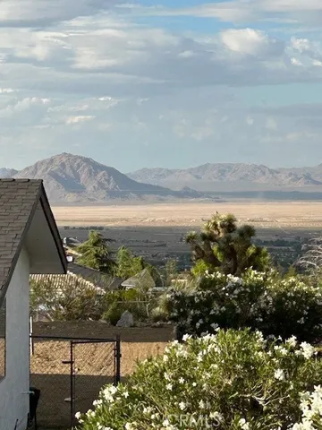 $374,900 | 32358 Emerald Road, Lucerne Valley, CA 92356