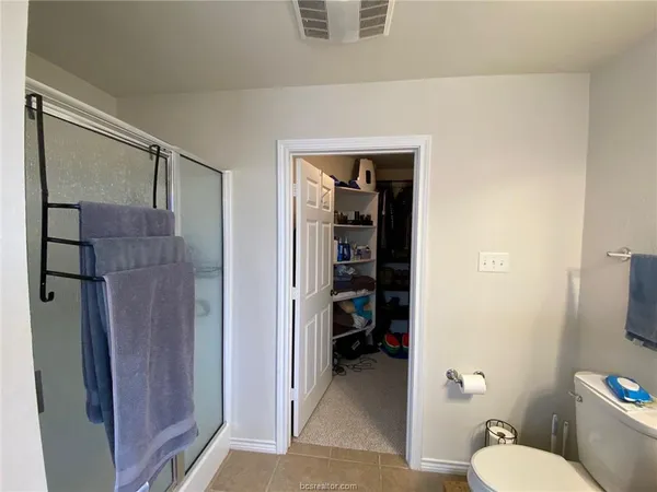 $2,400 | 904 Ladove Drive, College Station, TX 77845