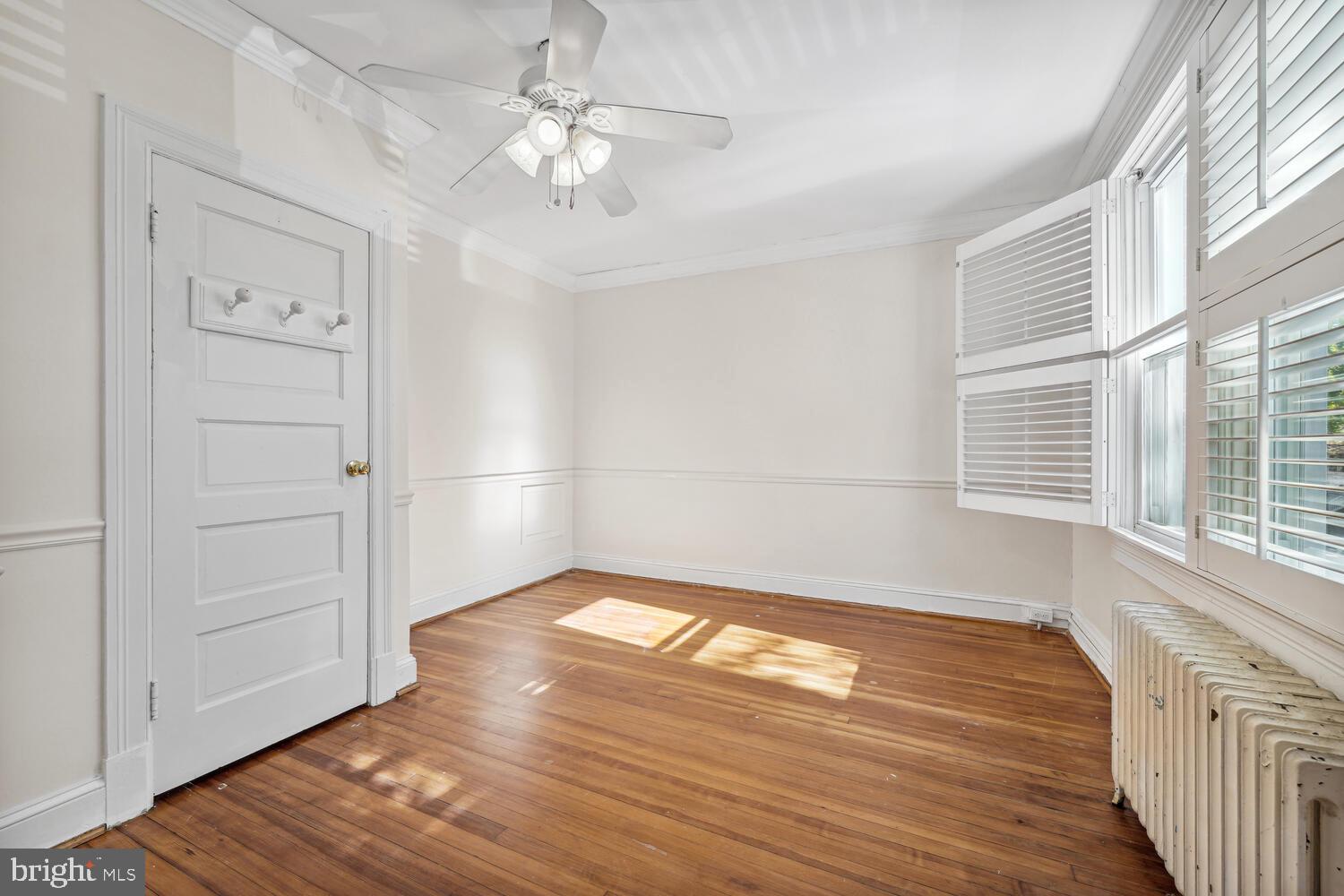 1430 Ridge Place Southeast Washington, DC 20020 - Photo 16 of 23 Front- facing lovely large bedroom