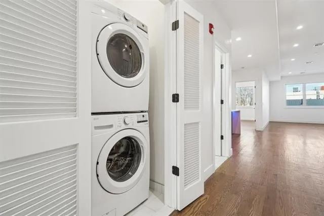 $3,950 | 435 Central Avenue, Unit 2, Jersey City, NJ 07307