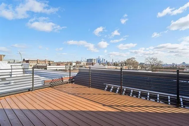 $3,950 | 435 Central Avenue, Unit 2, Jersey City, NJ 07307