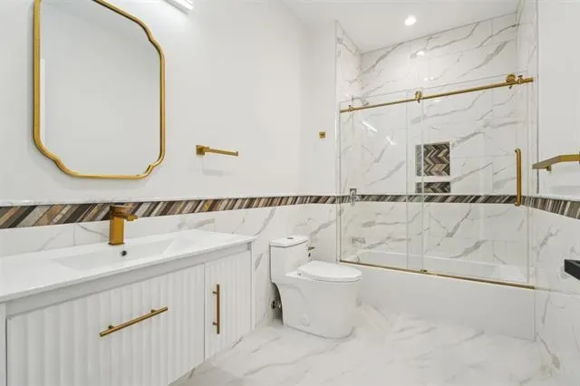 $3,950 | 435 Central Avenue, Unit 2, Jersey City, NJ 07307