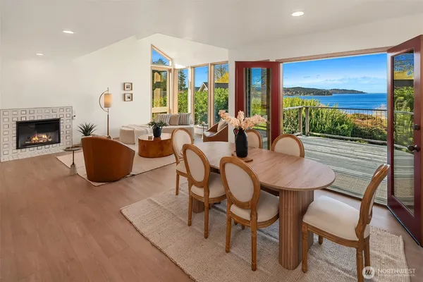 $1,875,000 | 7010 Southwest Maury Park Road, Vashon, WA 98070