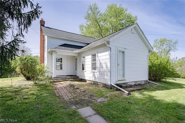 $224,900 | 9440 Avery Road, Broadview Heights, OH 44147