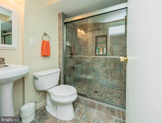 $3,700 | 1803 East Beech Road, Sterling, VA 20164