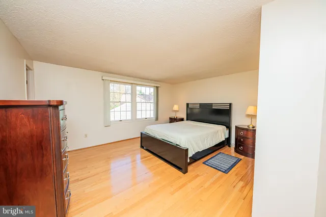 $3,700 | 1803 East Beech Road, Sterling, VA 20164