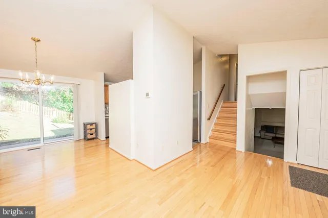 $3,700 | 1803 East Beech Road, Sterling, VA 20164