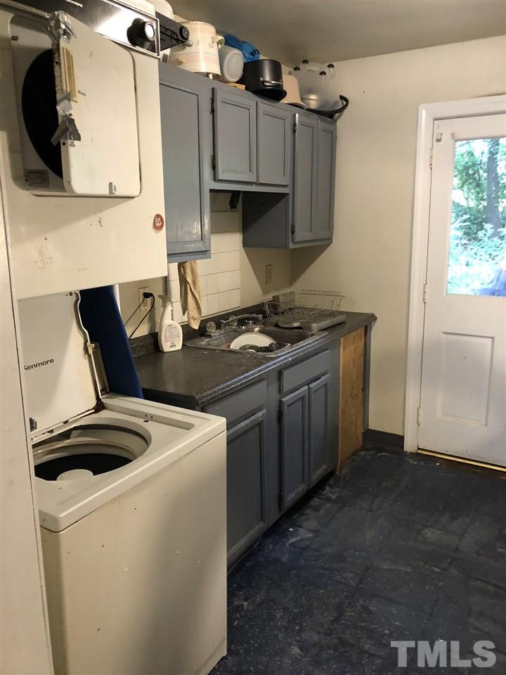 2813 Kilgore Avenue Raleigh, NC 27607 - Photo 3 of 18