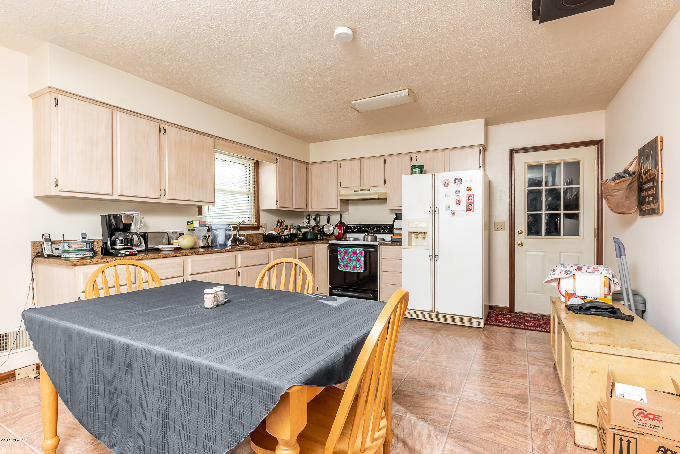 516 Castleman Branch Road Shepherdsville, KY 40165 - Photo 5 of 26 DHI-6