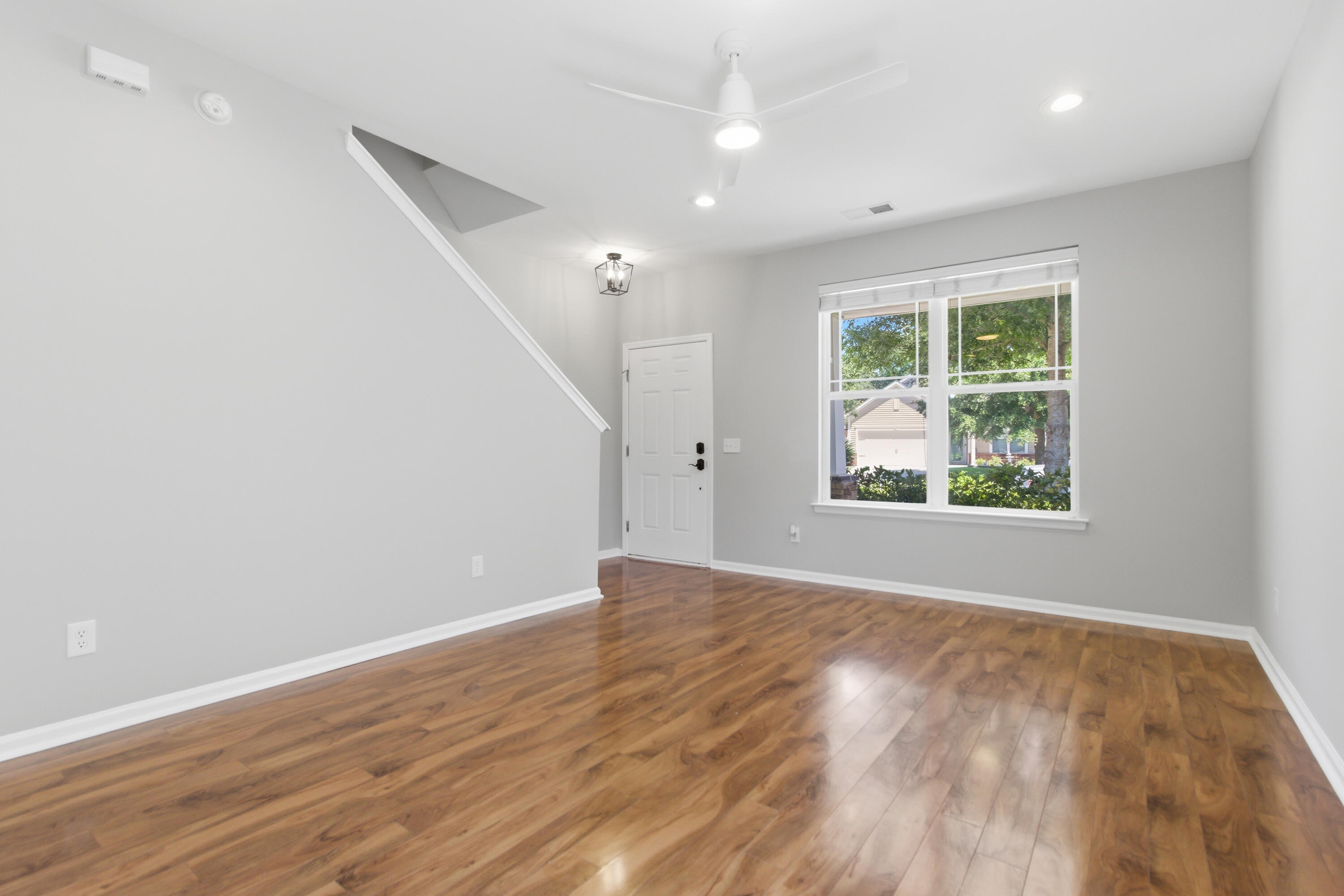 3573 Locklear Lane Mount Pleasant, SC 29466 - Photo 10 of 49 3573 Locklear - Living Area