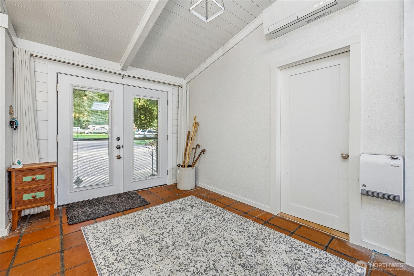 2366 Yew Street Road Bellingham, WA 98229 - Photo 7 of 39