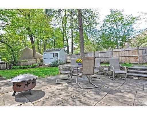 24 Pilgrim Road Wellesley, MA 02481 - Photo 28 of 29 Gallery Image 28