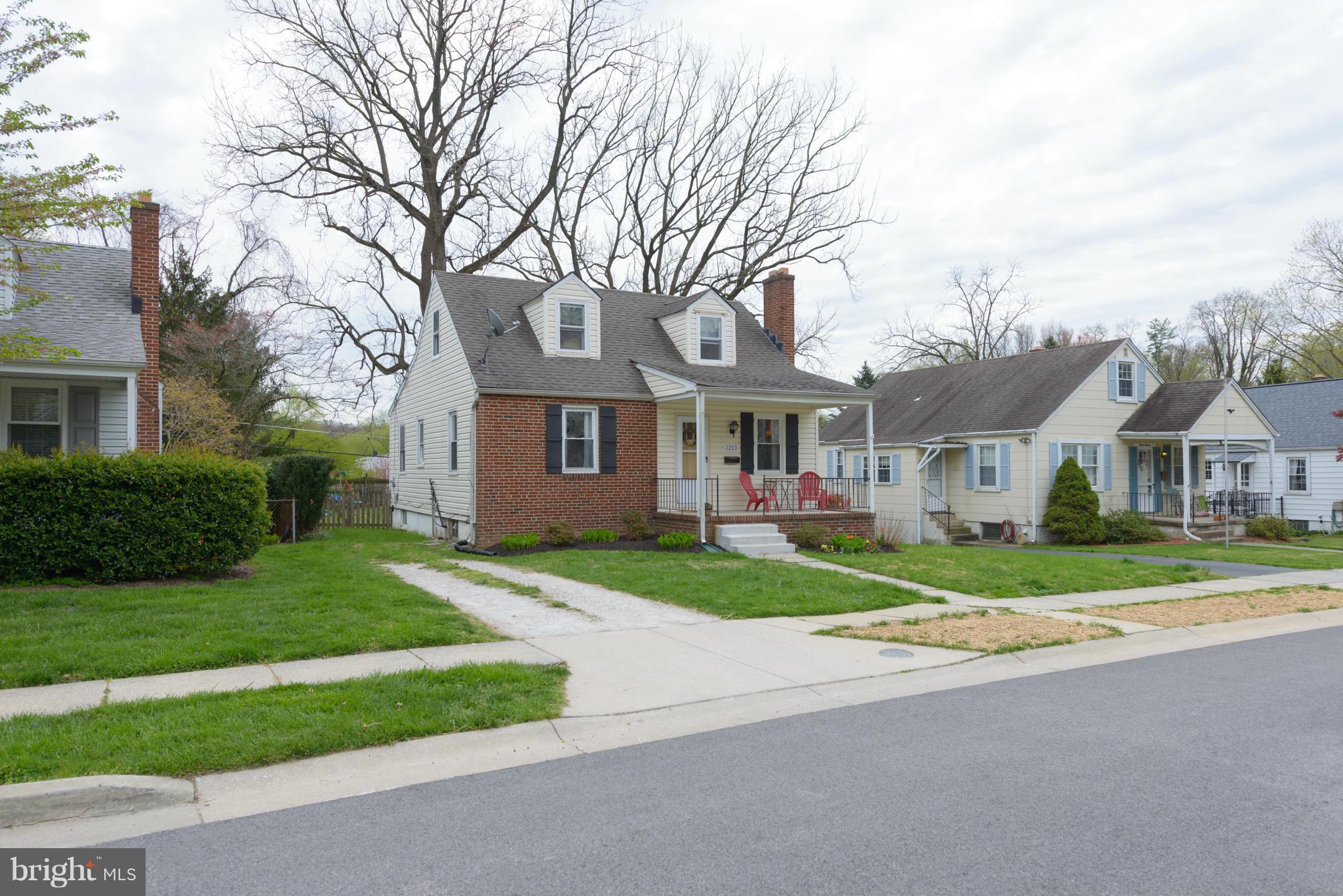 1213 Overbrook Road Baltimore, MD 21239 - Photo 2 of 25 Exterior (Front)