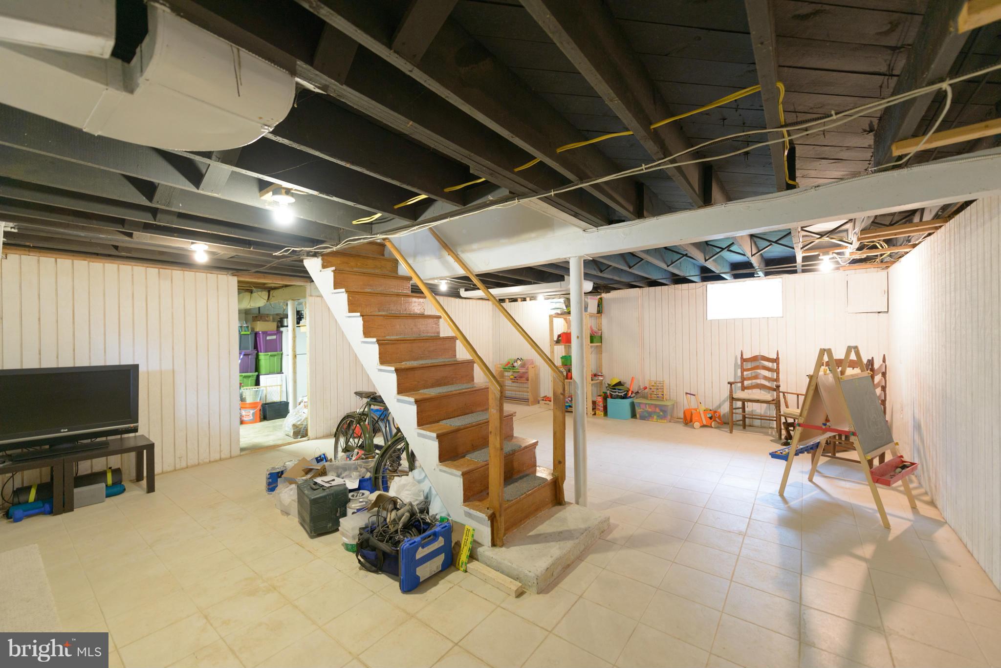 1213 Overbrook Road Baltimore, MD 21239 - Photo 22 of 25 Basement
