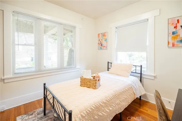 $4,750 | 45 North Meridith Avenue, Pasadena, CA 91106