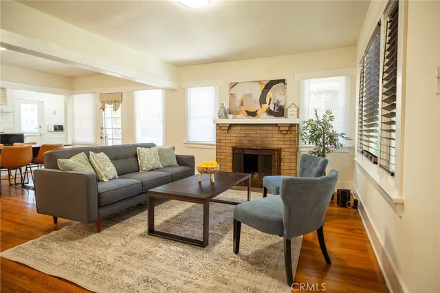 $5,100 | 45 North Meridith Avenue, Pasadena, CA 91106