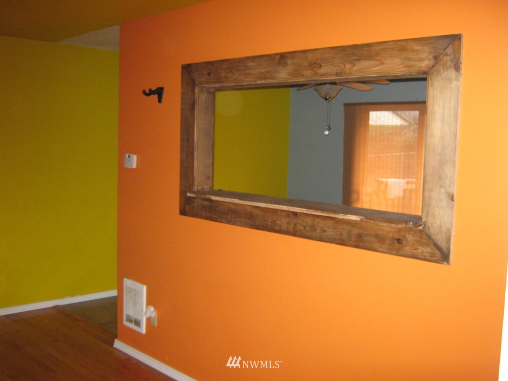 4468 Southeast Horstman Road Port Orchard, WA 98366 - Photo 5 of 16 Gallery Image 5