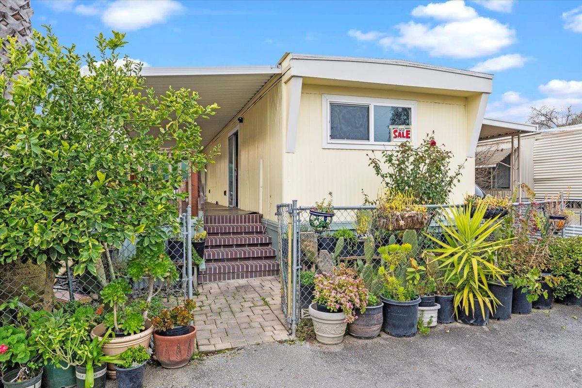 2000 West Capitol Ave Unit 107