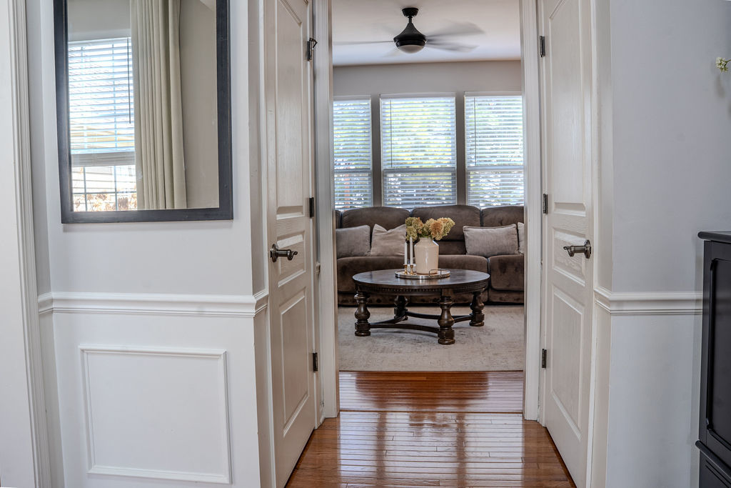 250 Tiger Street Bolingbrook, IL 60490 - Photo 6 of 36 a living room with furniture and a window